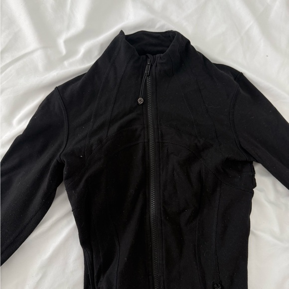 Lululemon Jacket - Picture 2 of 4